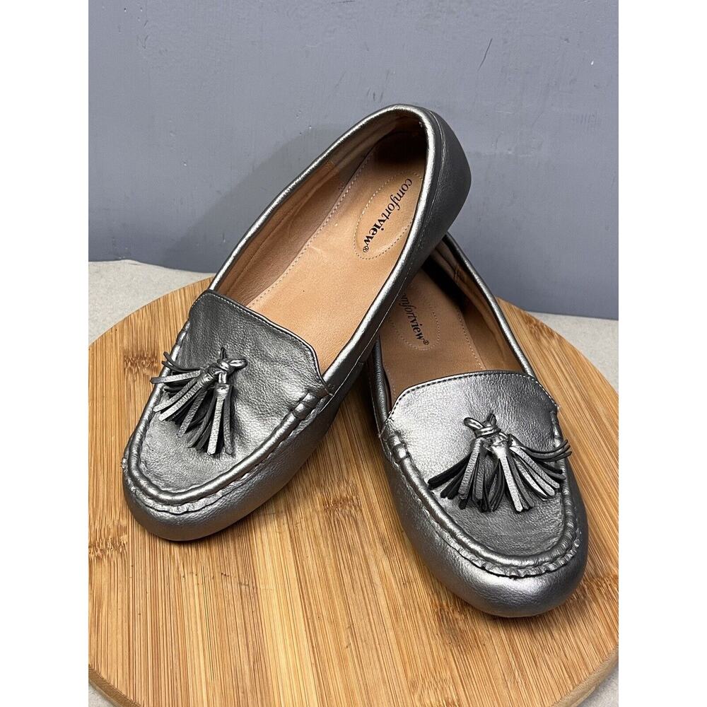 Comfort View Loafer Womens size 8.5 Lottie Metallic Slip On Silver Tassel